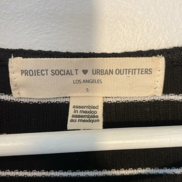 𝅺Urban Outfitters Lace Up Top - Picture 7 of 12